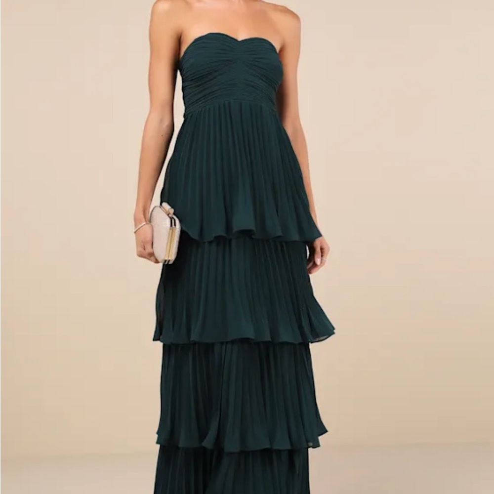 Lulu's Strapless Layered Dress in Dark Green